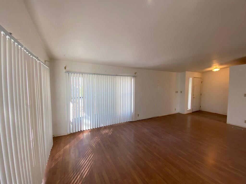 LAVA BLUFF MOBILE HOME PARK - Residential