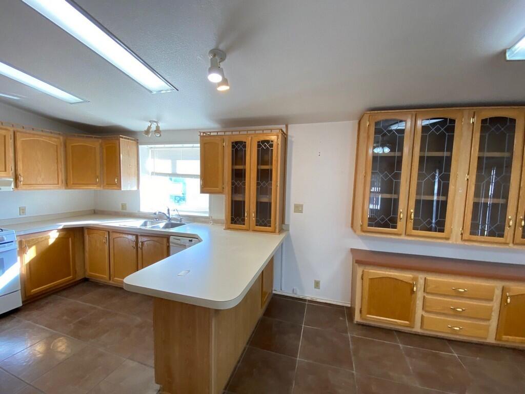 LAVA BLUFF MOBILE HOME PARK - Residential