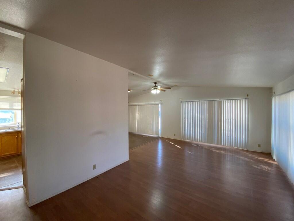 LAVA BLUFF MOBILE HOME PARK - Residential