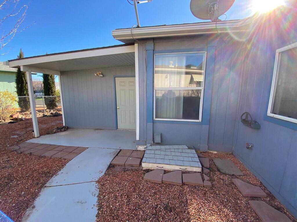 LAVA BLUFF MOBILE HOME PARK - Residential