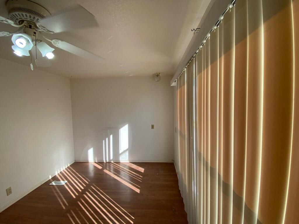 LAVA BLUFF MOBILE HOME PARK - Residential