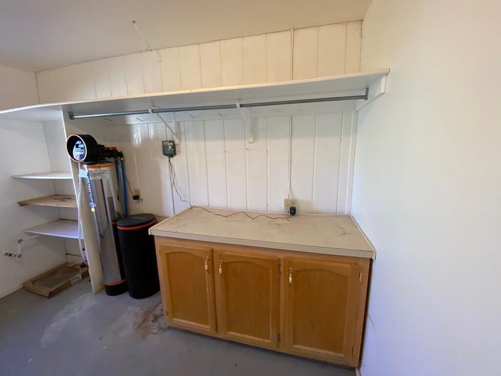 LAVA BLUFF MOBILE HOME PARK - Residential