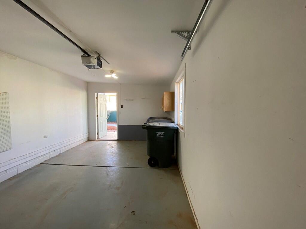 LAVA BLUFF MOBILE HOME PARK - Residential