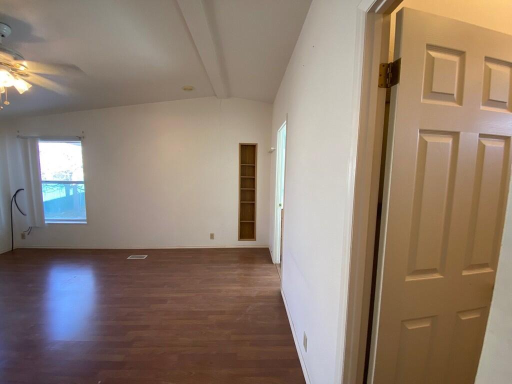 LAVA BLUFF MOBILE HOME PARK - Residential