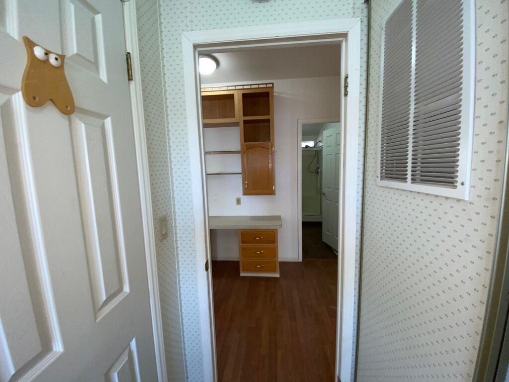 LAVA BLUFF MOBILE HOME PARK - Residential