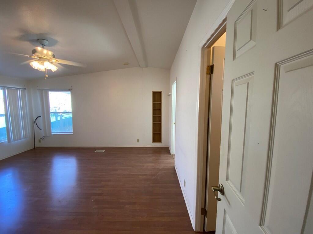 LAVA BLUFF MOBILE HOME PARK - Residential