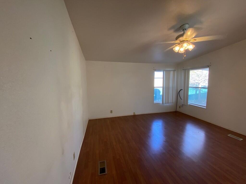 LAVA BLUFF MOBILE HOME PARK - Residential