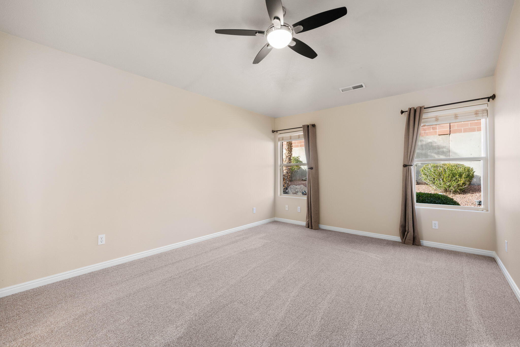 COVENTRY LANE TOWNHOMES - Residential