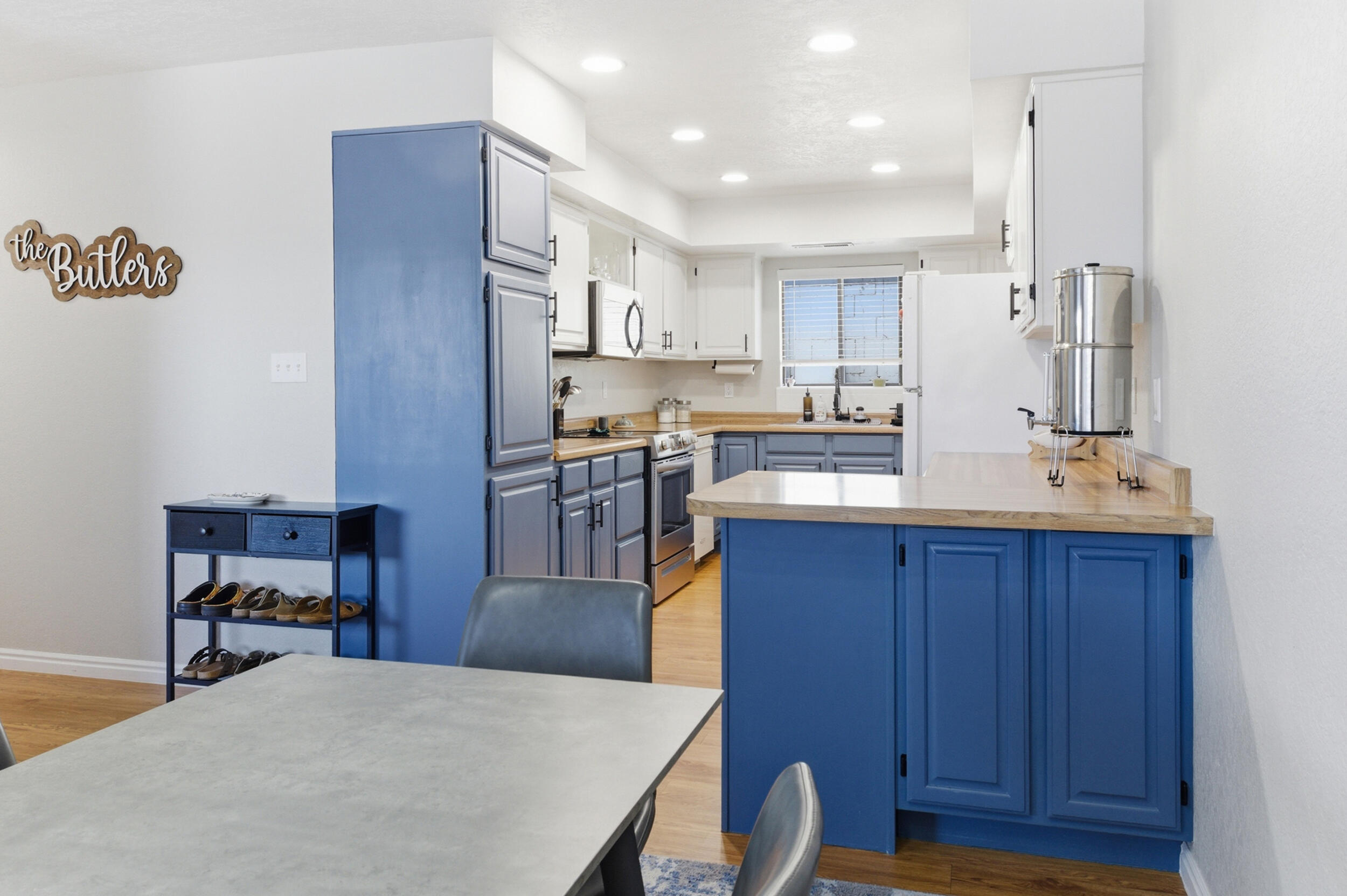 HERITAGE PARK TOWNHOMES - Residential