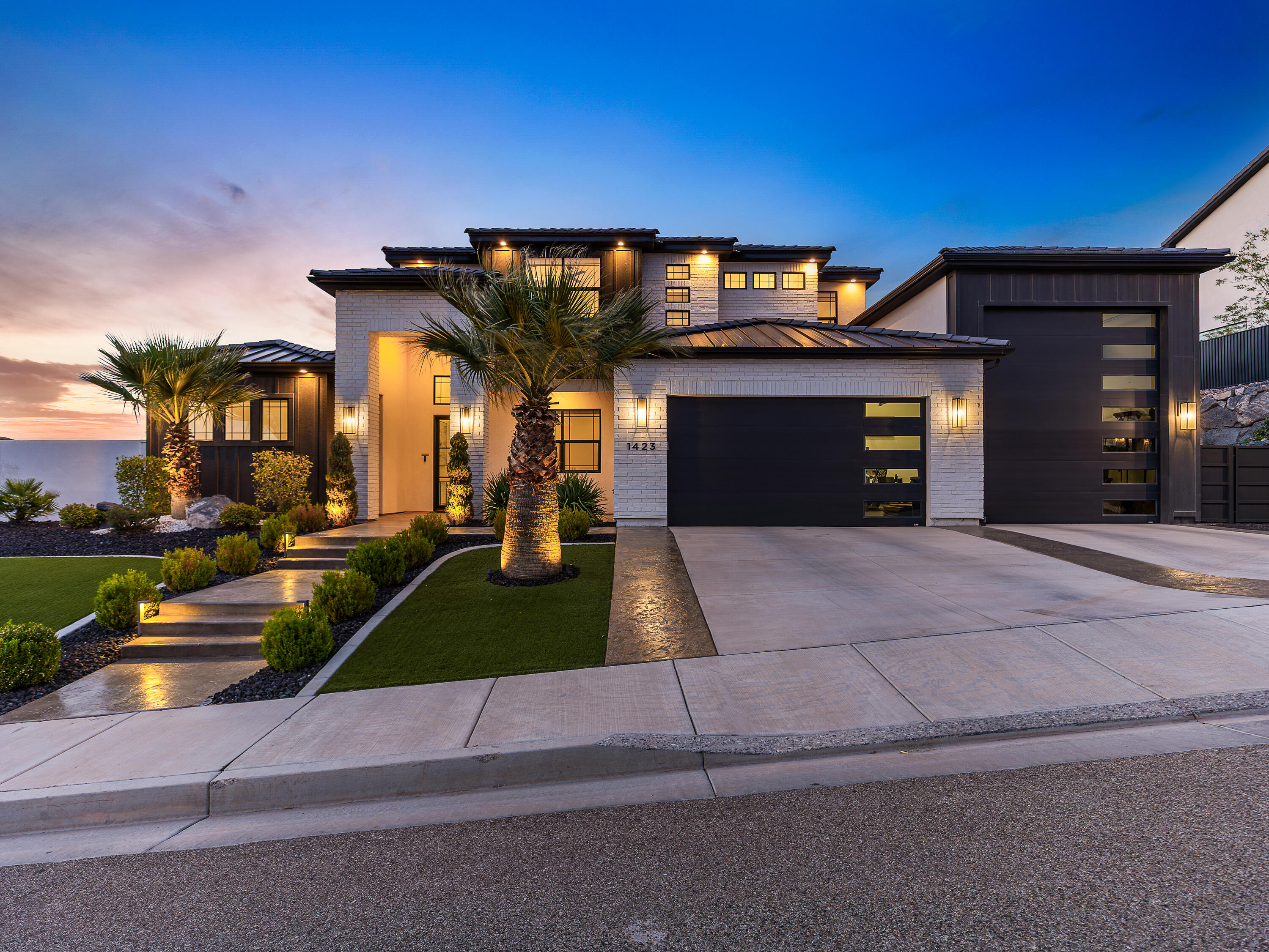 GRAND HEIGHTS - Residential