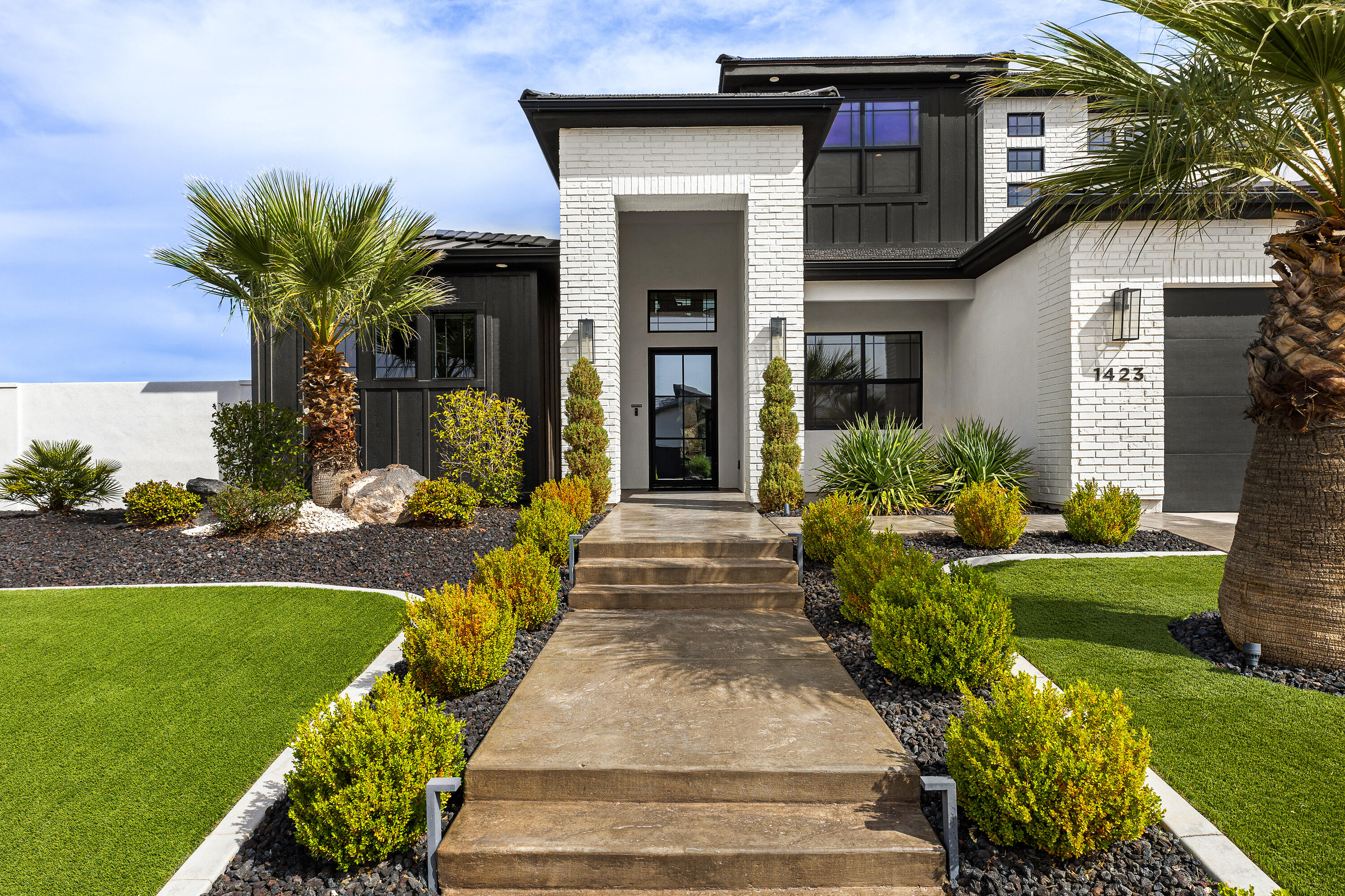 GRAND HEIGHTS - Residential