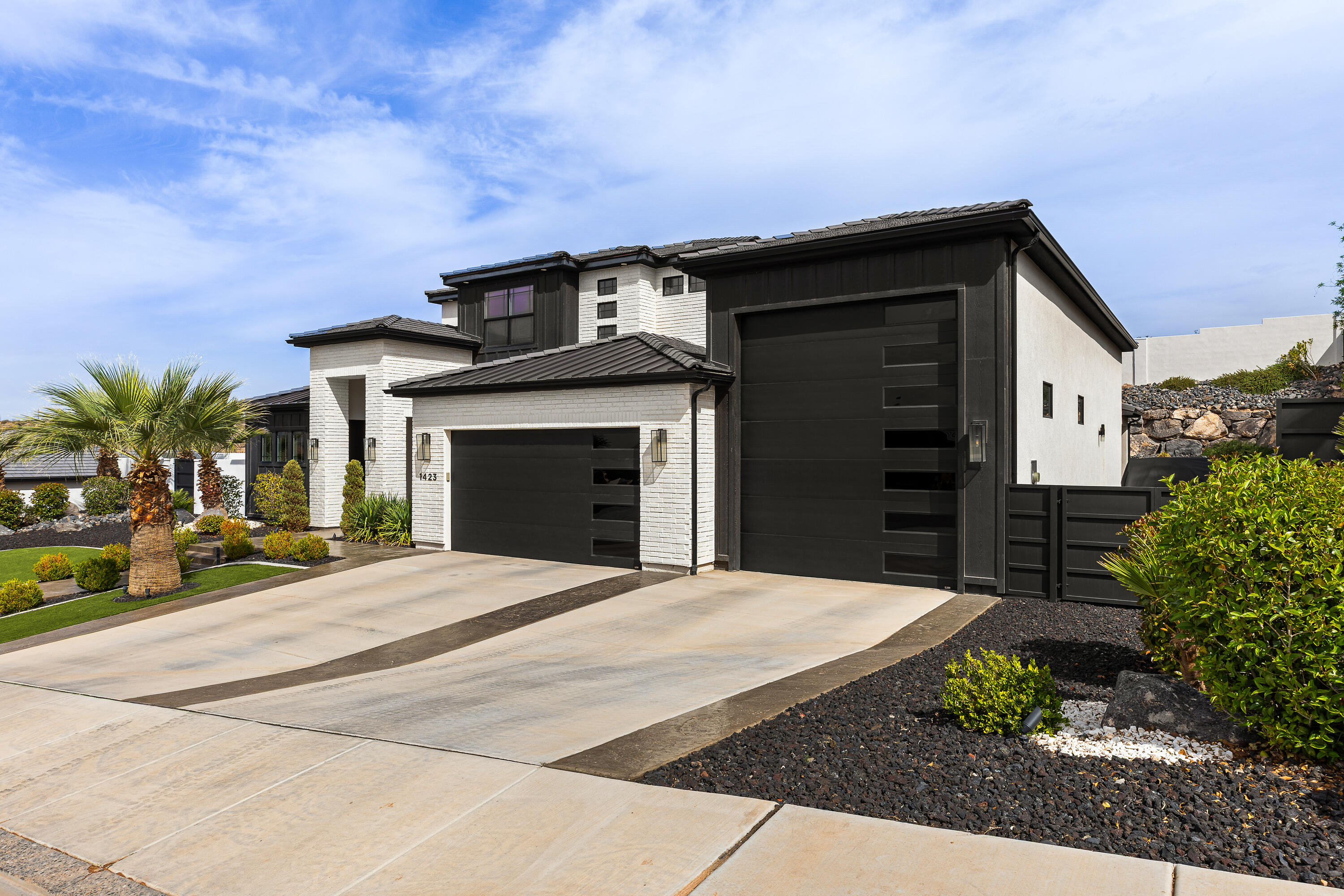 GRAND HEIGHTS - Residential