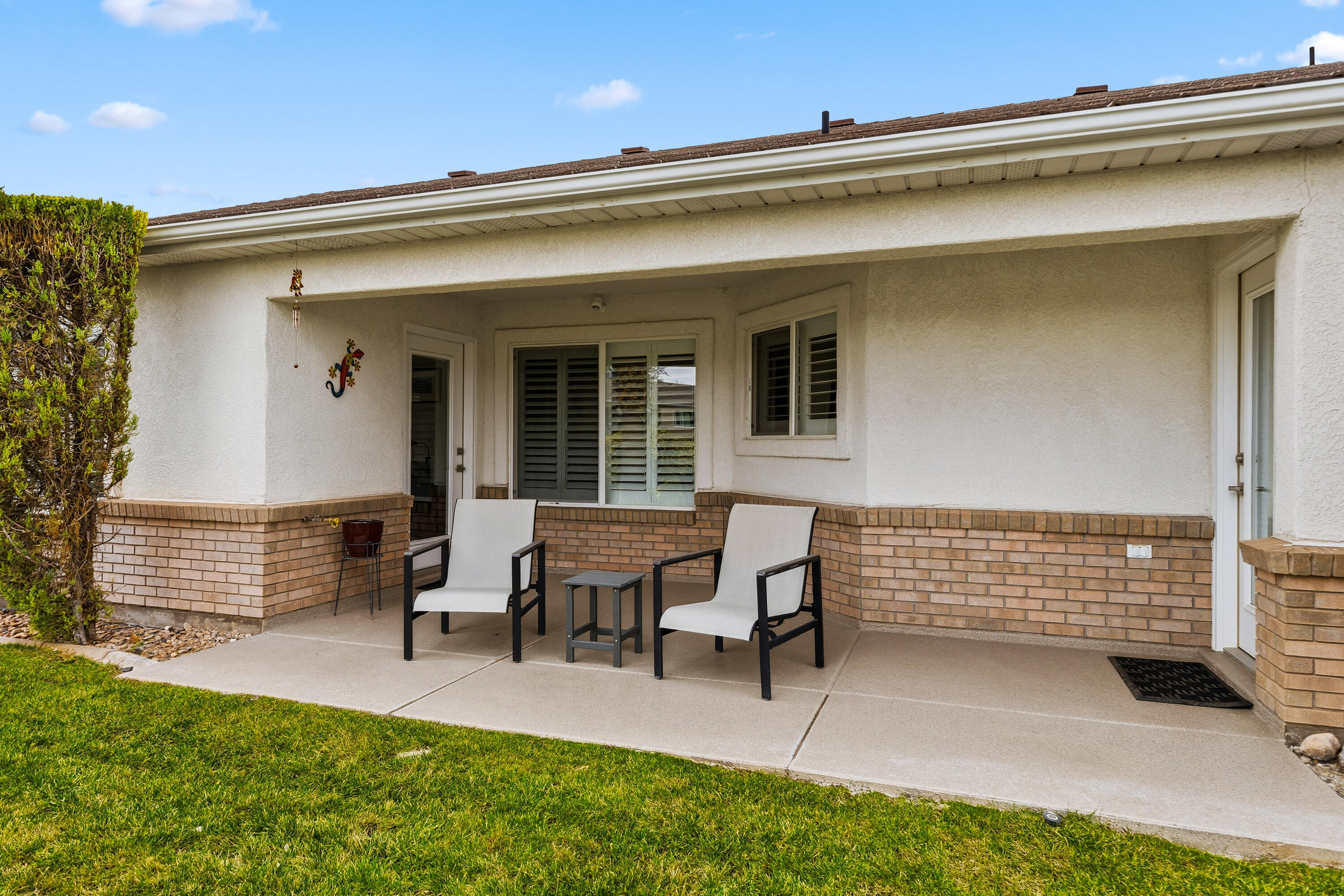 PARADISE COVE TOWNHOMES - Residential