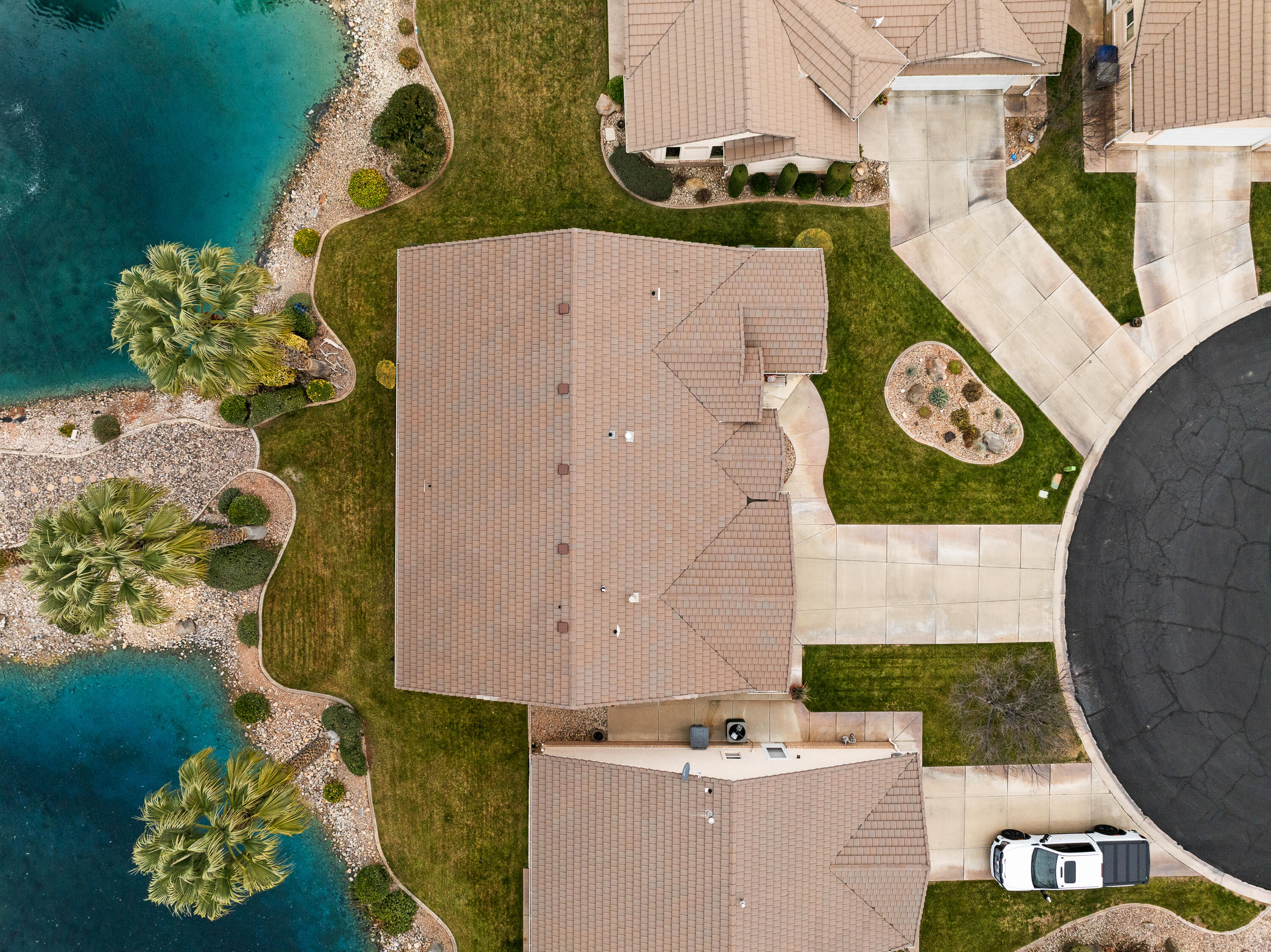 PARADISE COVE TOWNHOMES - Residential