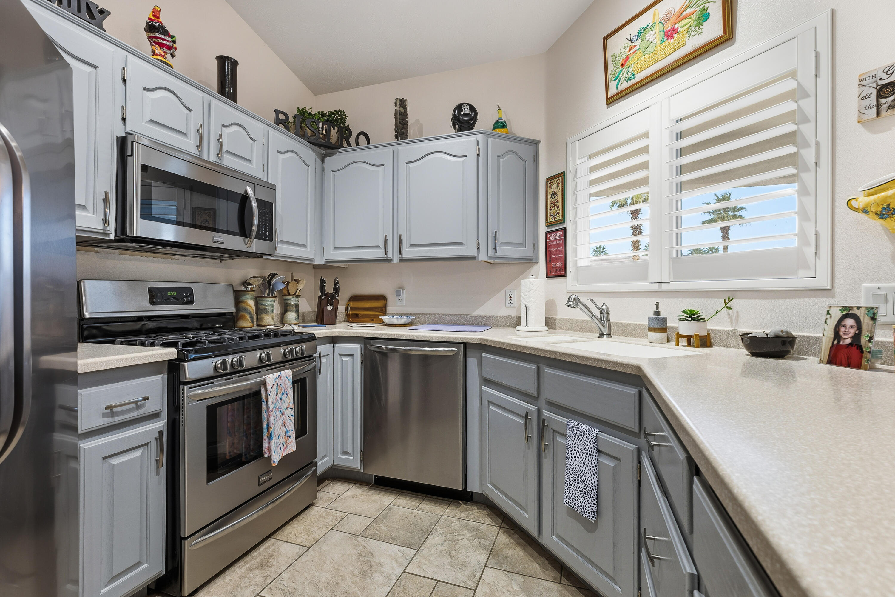 PARADISE COVE TOWNHOMES - Residential