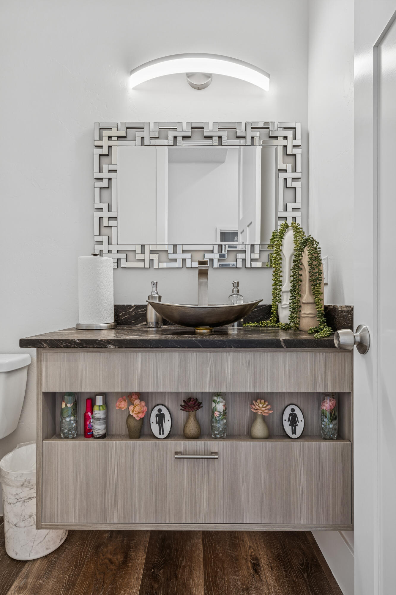 LION'S HEAD HILLTOP ESTATES AT GREEN SPRINGS - Residential