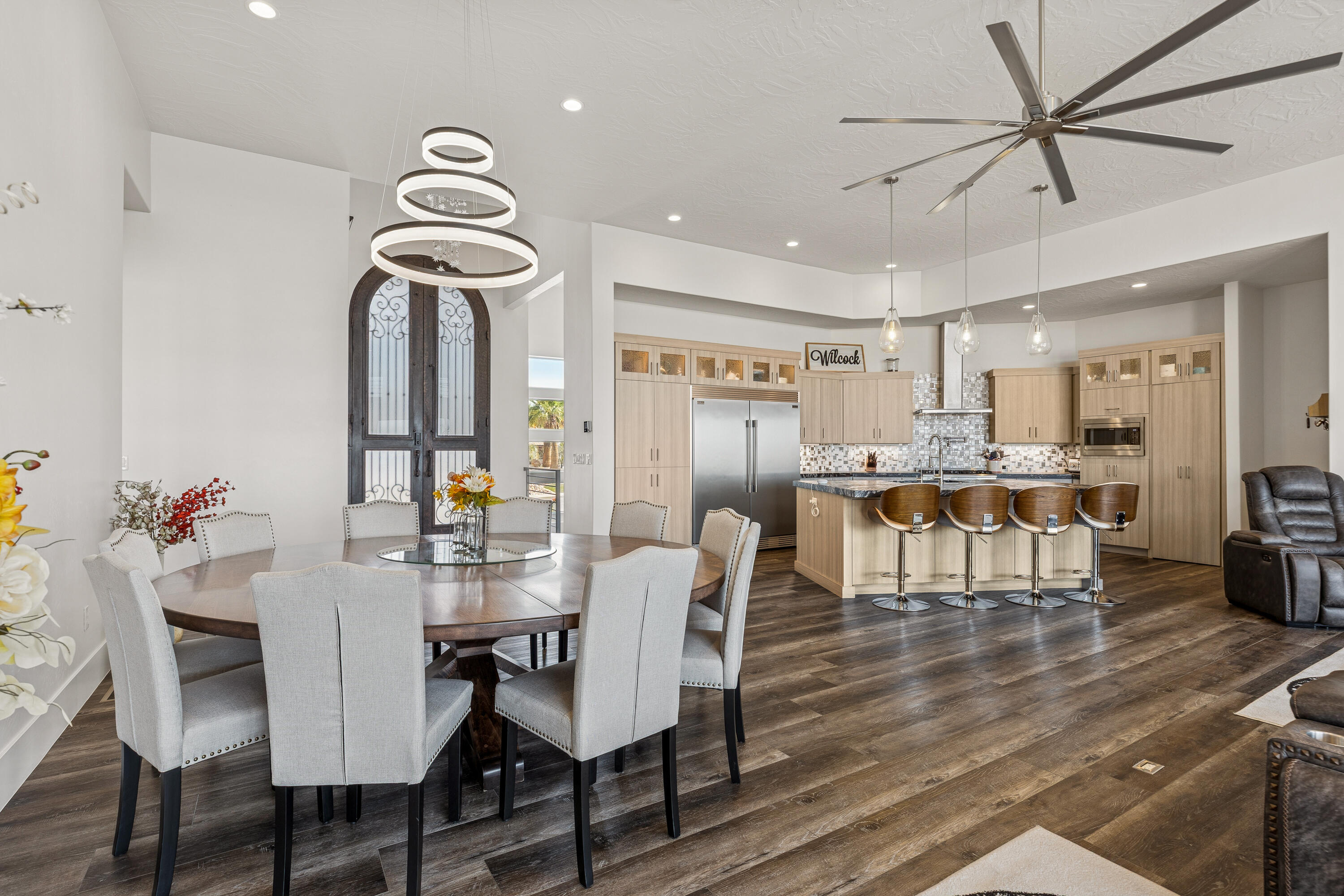 LION'S HEAD HILLTOP ESTATES AT GREEN SPRINGS - Residential