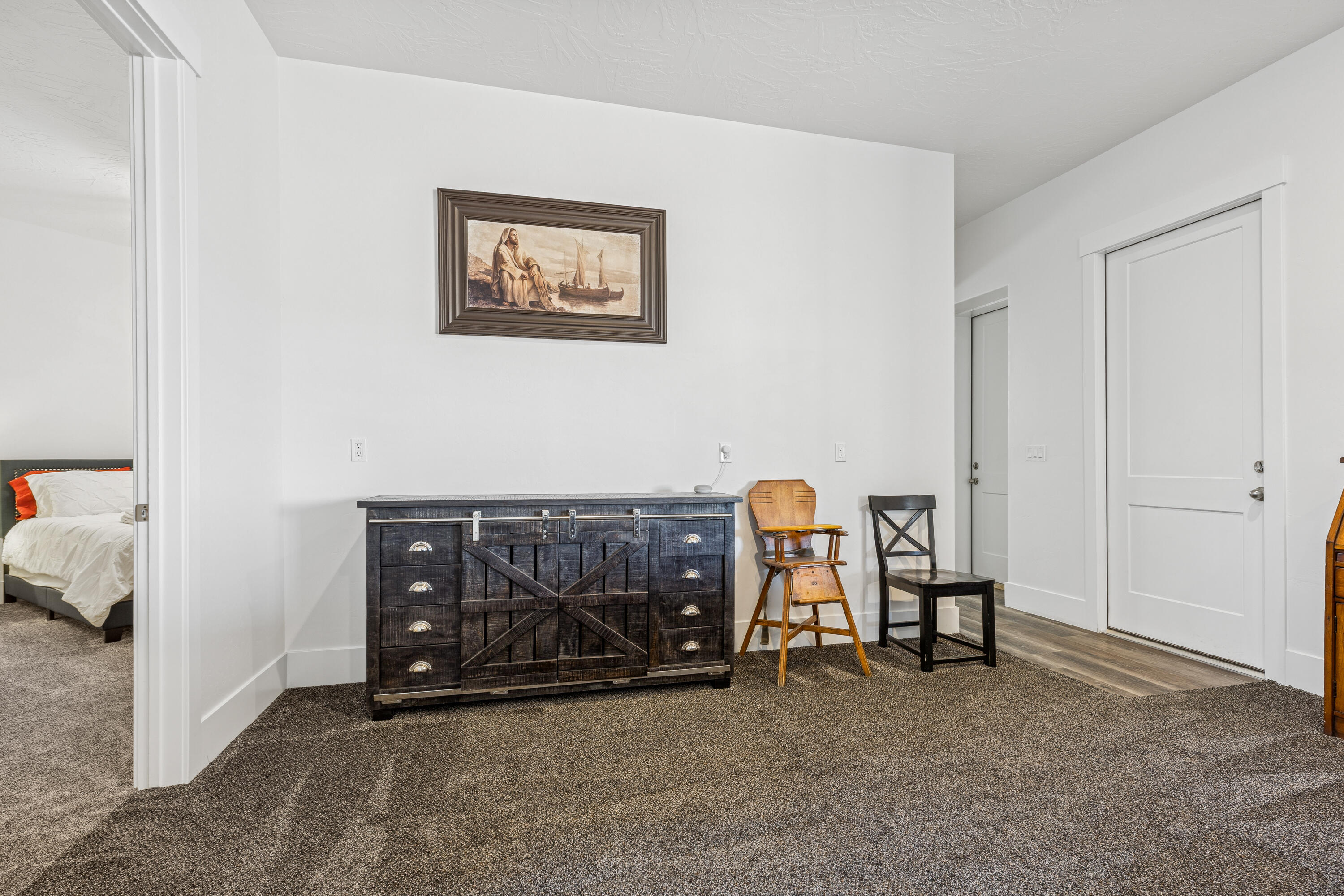 LION'S HEAD HILLTOP ESTATES AT GREEN SPRINGS - Residential