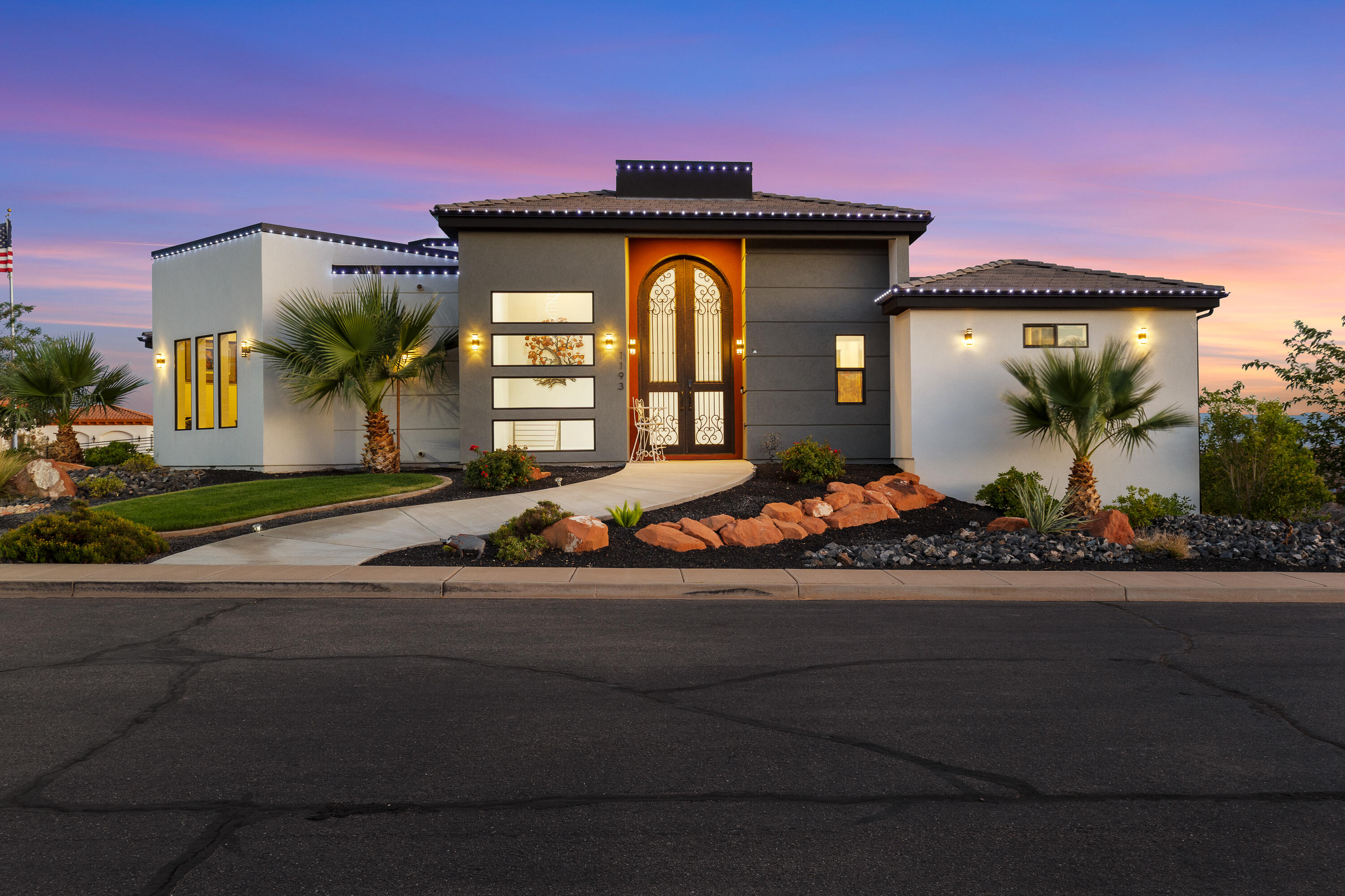 LION'S HEAD HILLTOP ESTATES AT GREEN SPRINGS - Residential