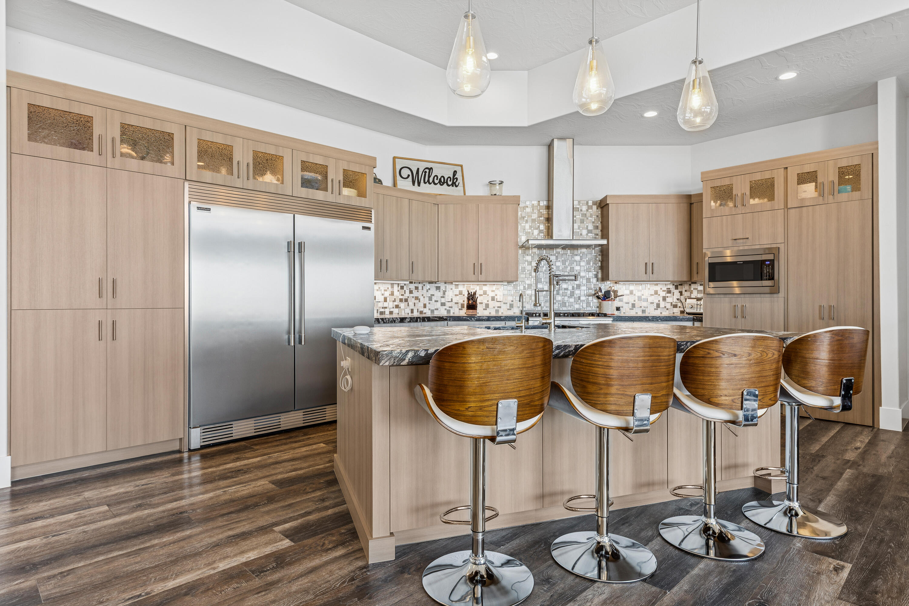 LION'S HEAD HILLTOP ESTATES AT GREEN SPRINGS - Residential