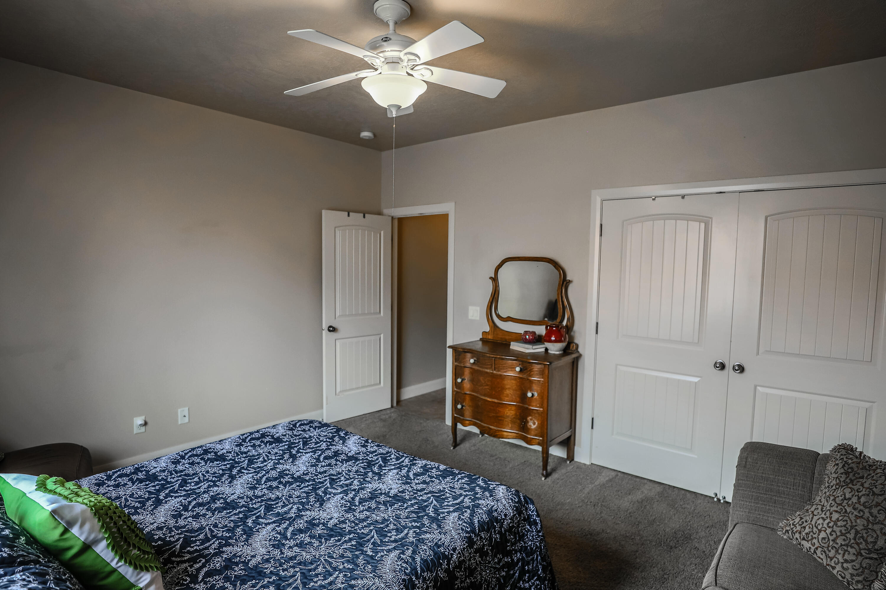 COUNTRYSIDE - Residential