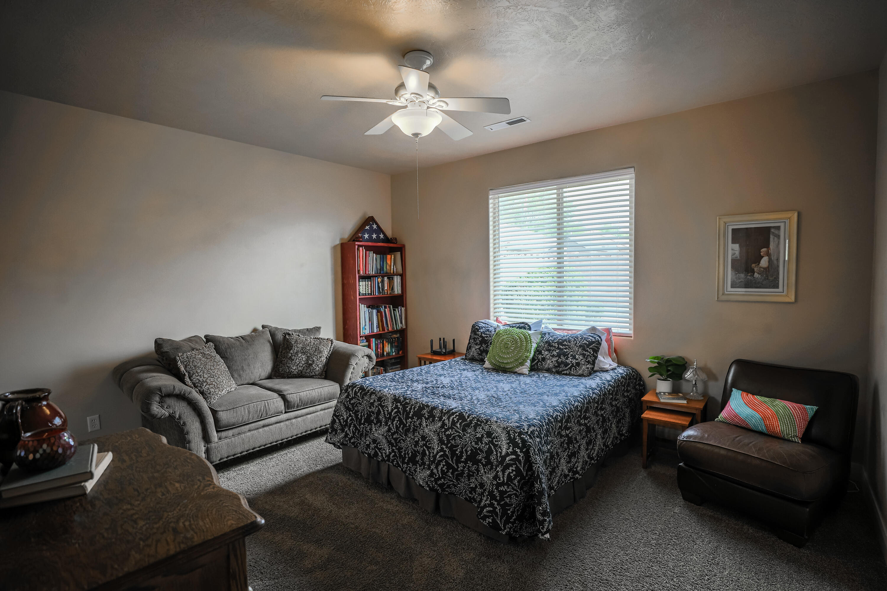 COUNTRYSIDE - Residential