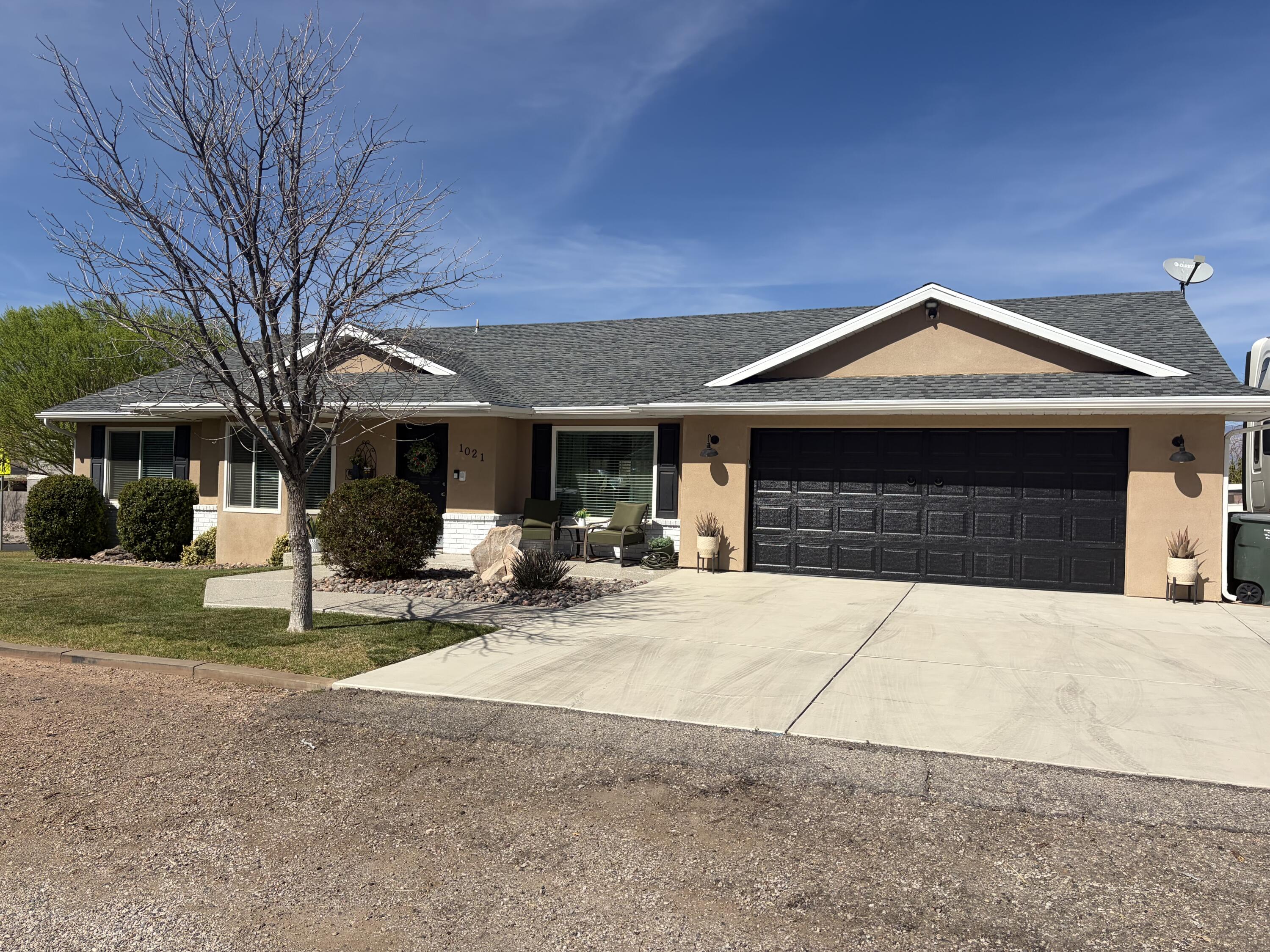 BLOOMINGTON HILLS - Residential