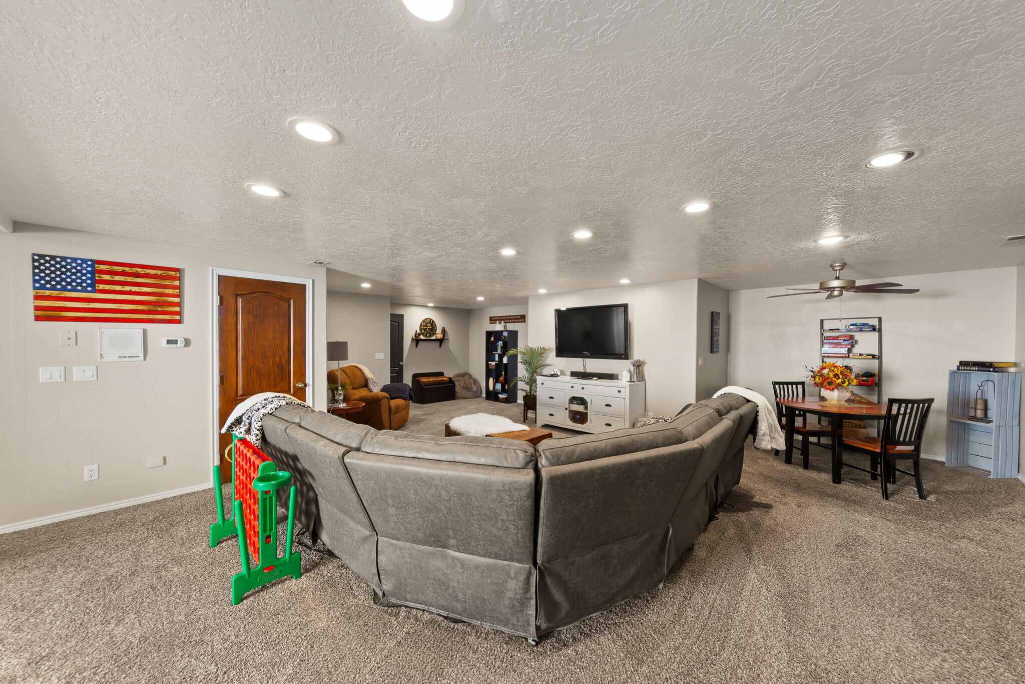 BLOOMINGTON HILLS - Residential