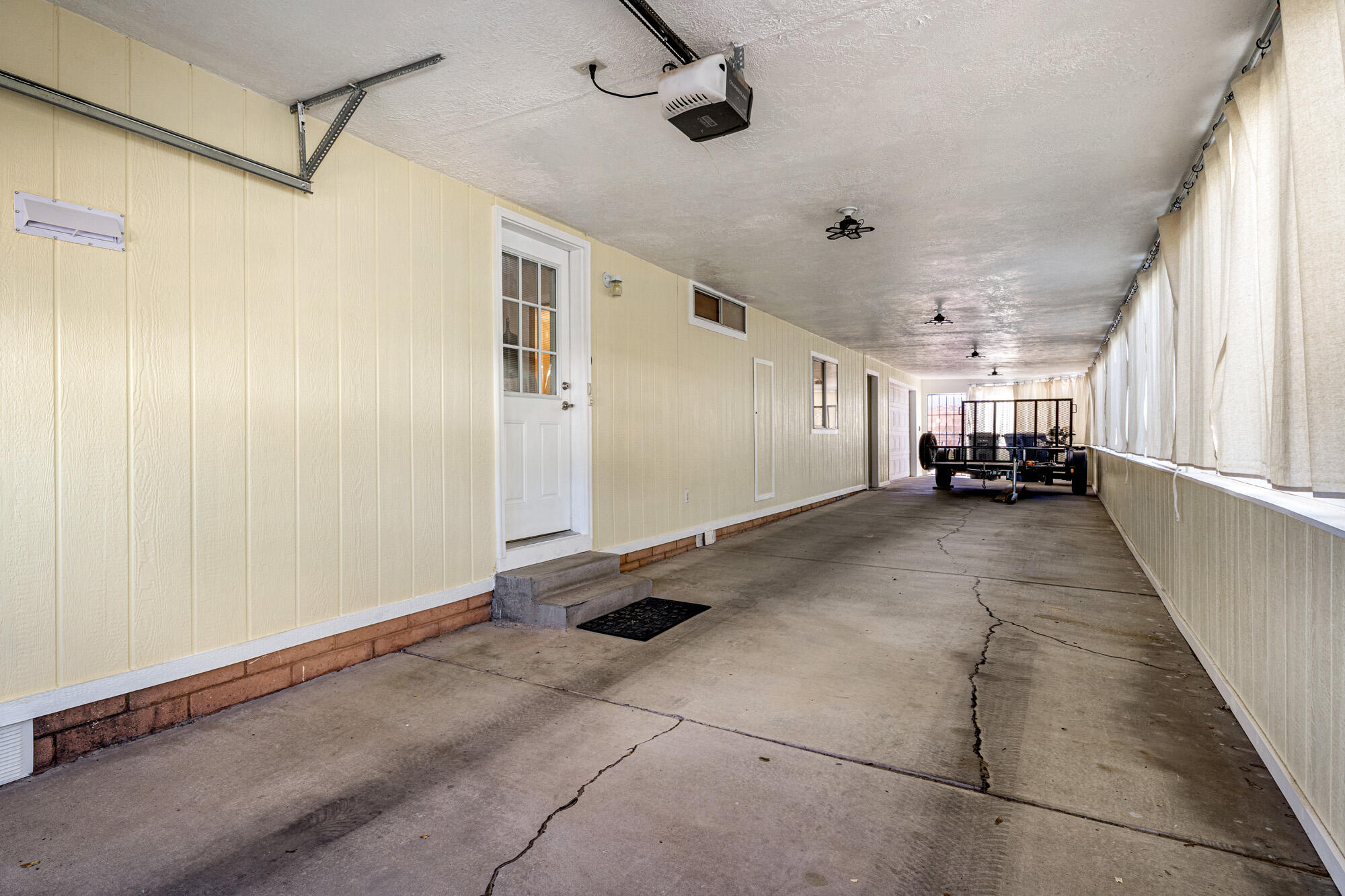 LAVA BLUFF MOBILE HOME PARK - Residential