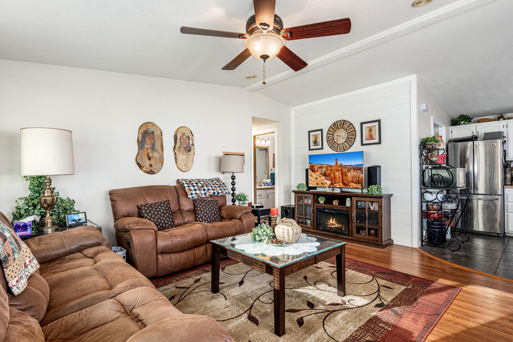 LAVA BLUFF MOBILE HOME PARK - Residential