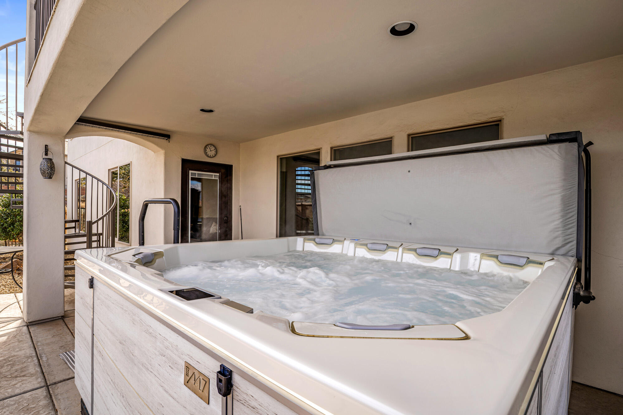 TONAQUINT TERRACE - Residential