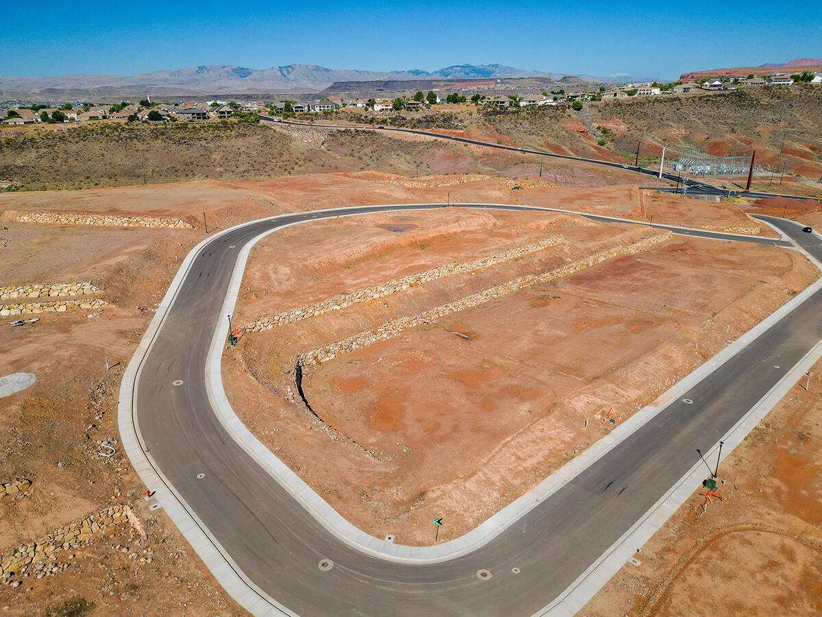 KNETTAS KNOLL SUB - Land