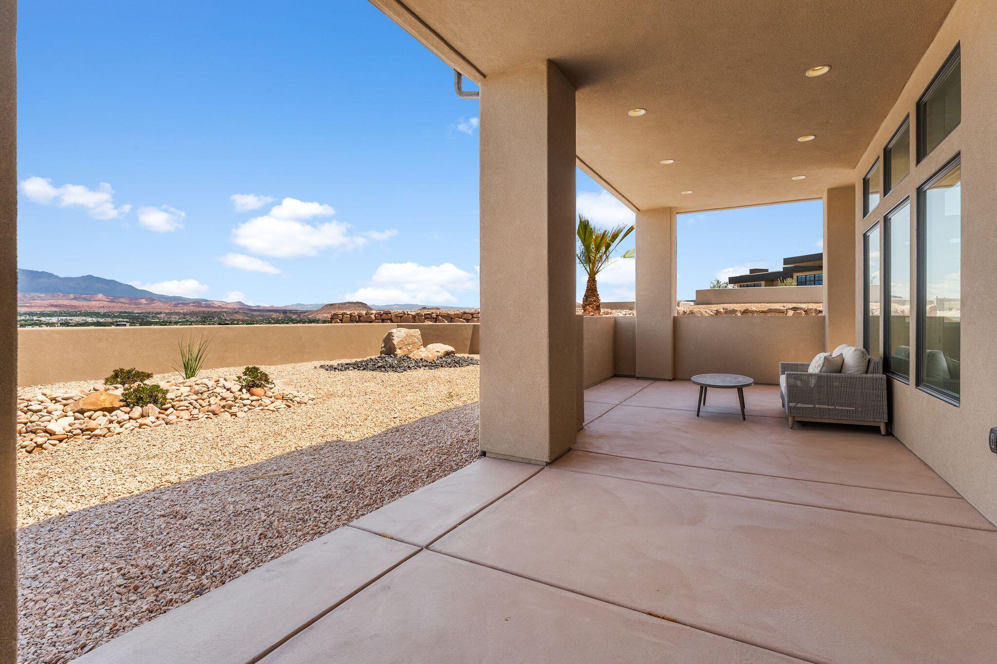 STONE CLIFF - Residential