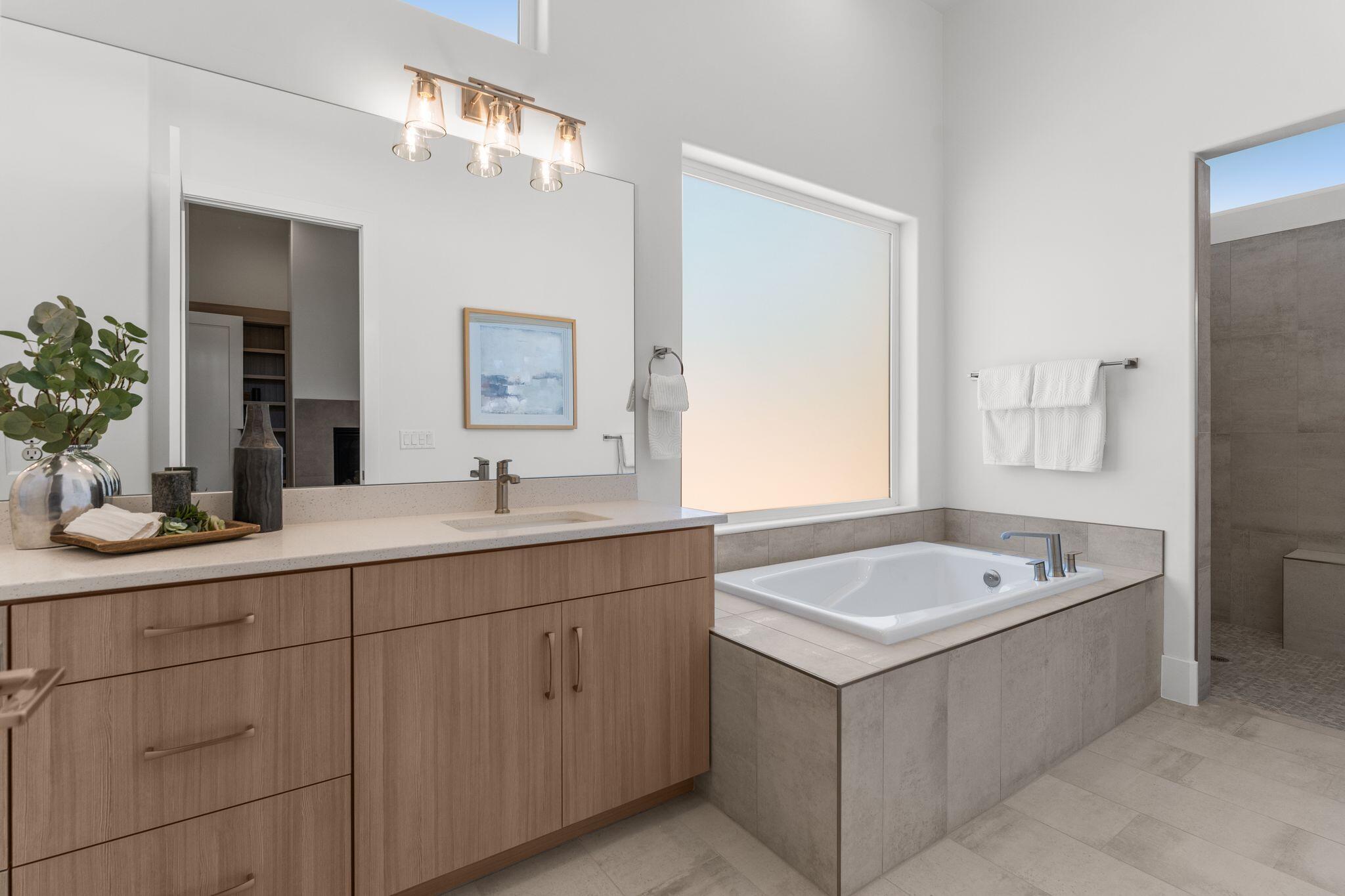 STONE CLIFF - Residential