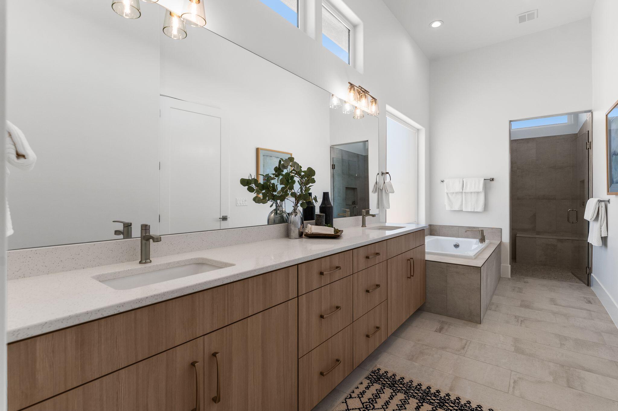 STONE CLIFF - Residential