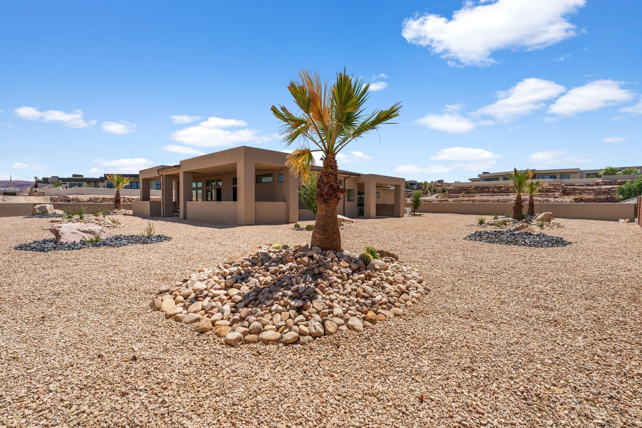STONE CLIFF - Residential