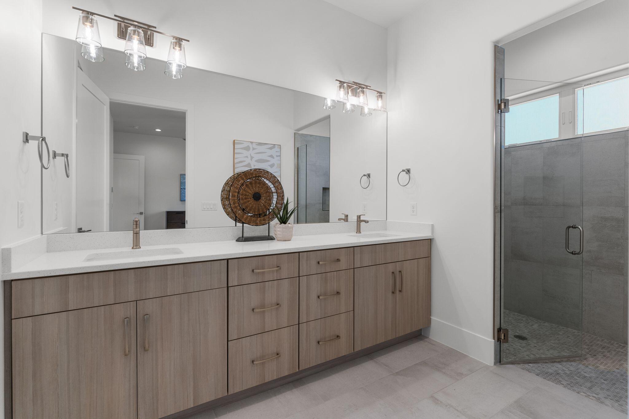 STONE CLIFF - Residential