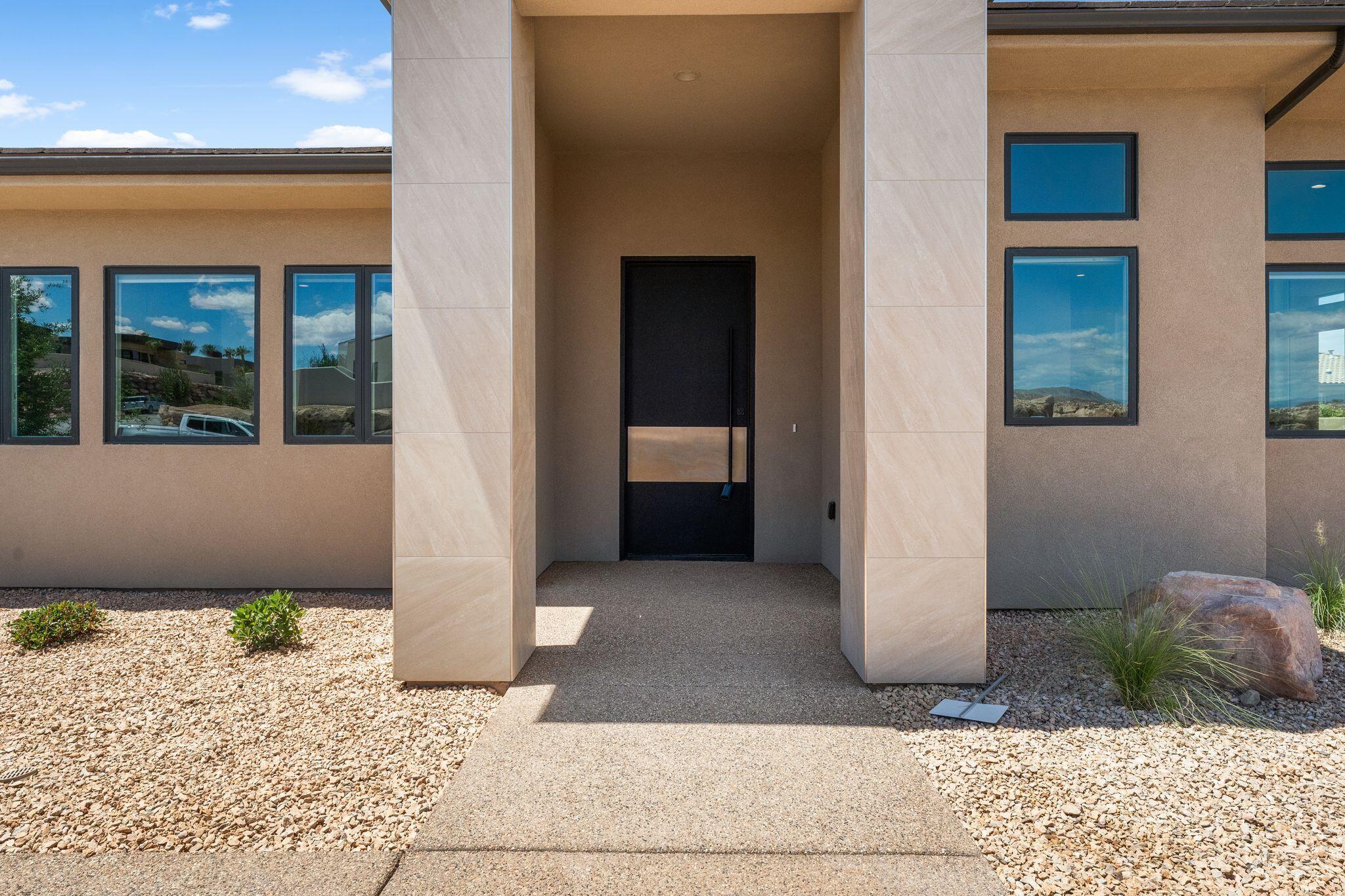 STONE CLIFF - Residential