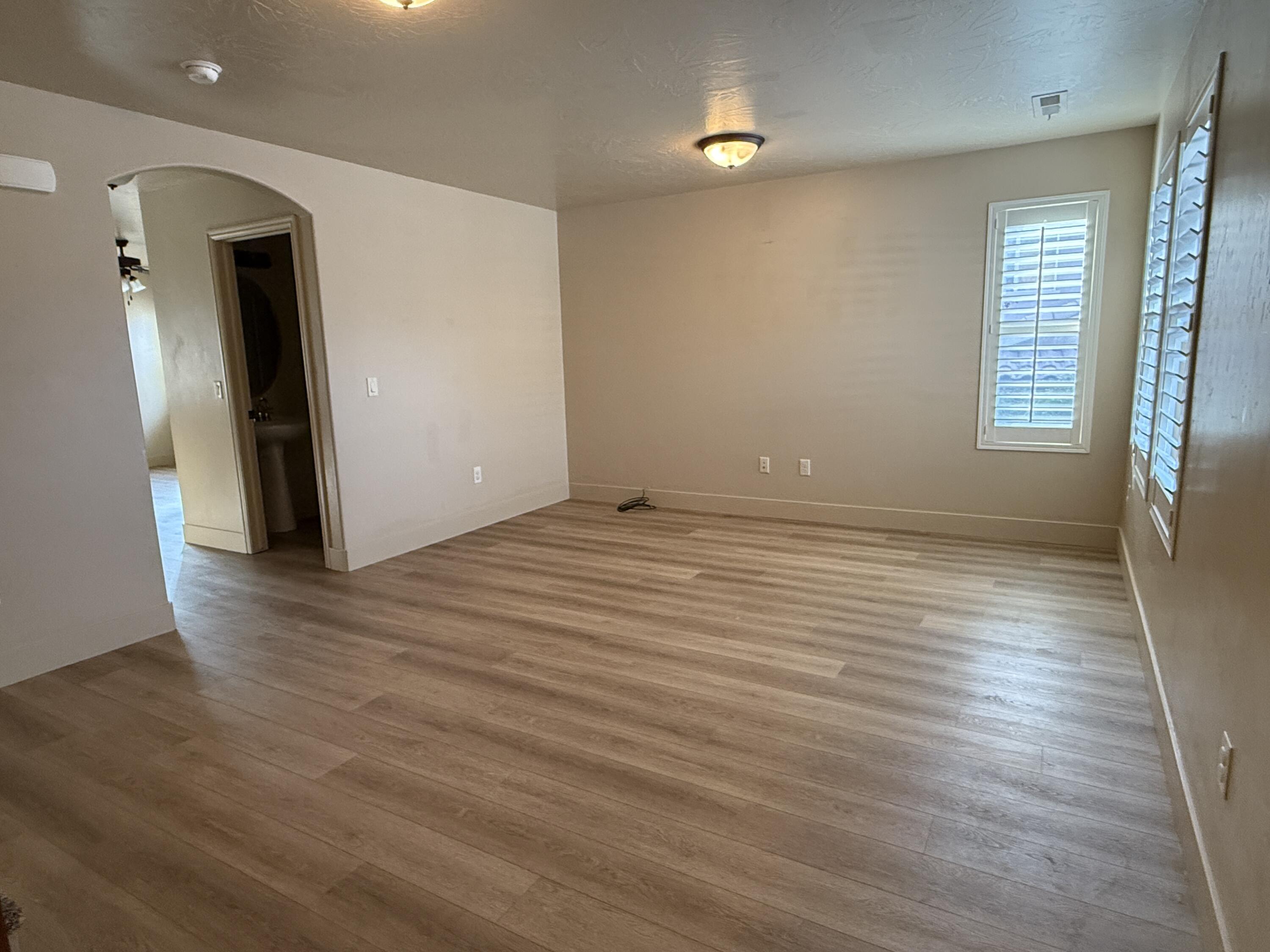 COTTAGES AT FOSSIL HILLS - Residential