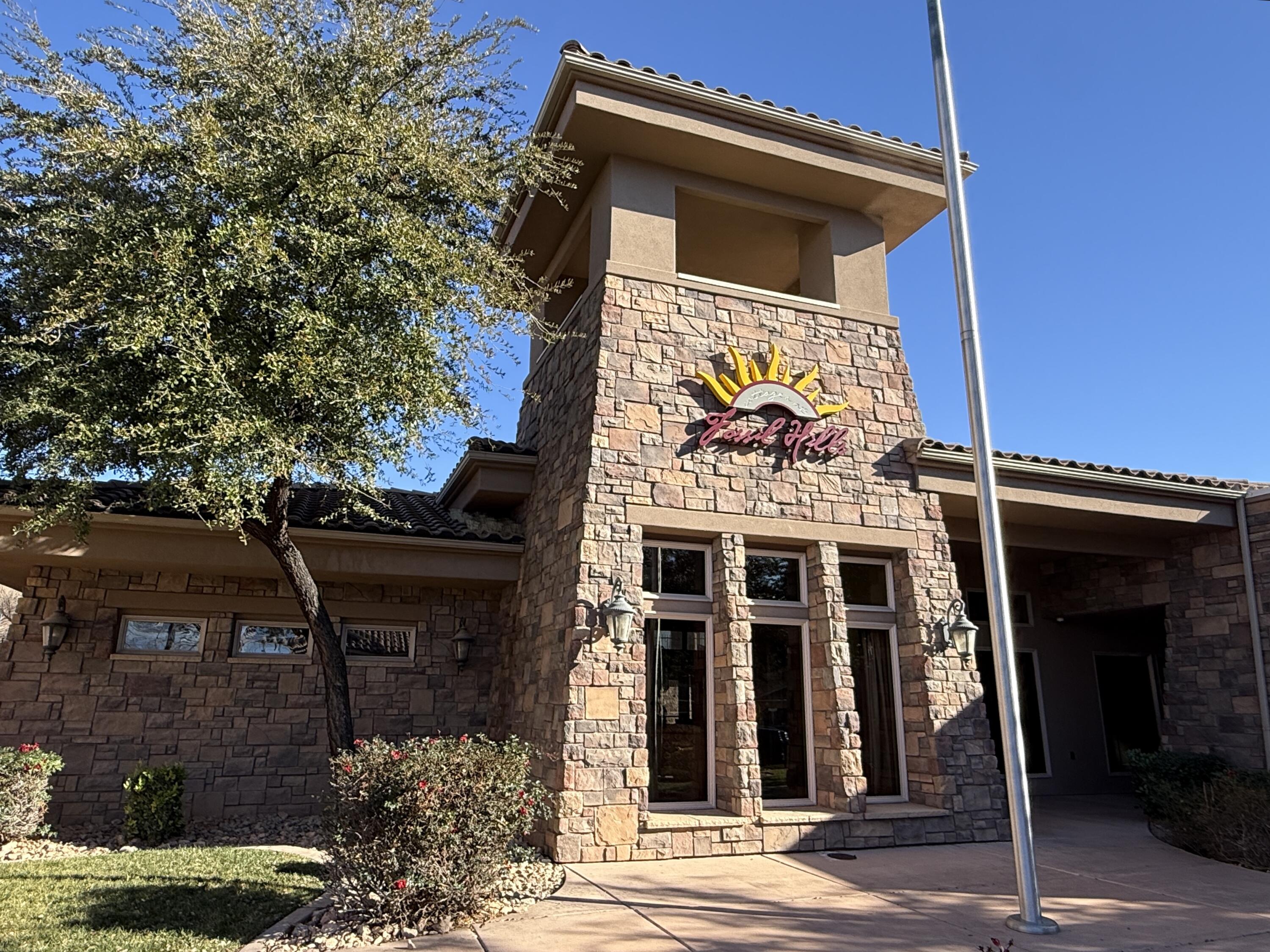 COTTAGES AT FOSSIL HILLS - Residential