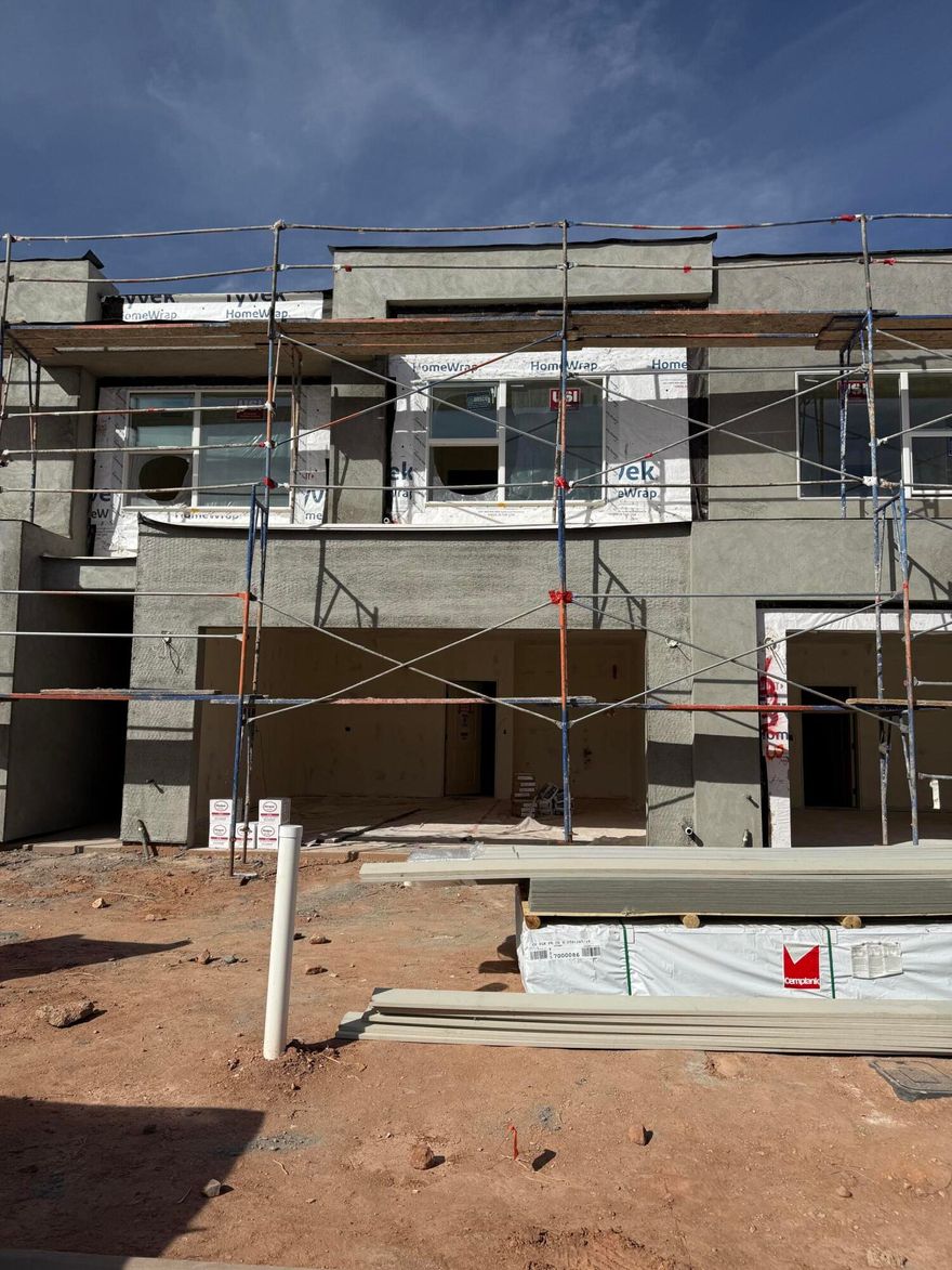 **VIEWS VIEWS VIEWS** Welcome to desert paradise at The Preserve at Alaia (formerly known as Stucki Farms). Adjacent to the stunning and luxurious surf club at Zion Shores! This exceptional neighborhood offers a perfect blend of modern living and outdoor adventure. Situated near exciting off-roading trails, minutes from St. George, and only 45 minutes from Zion National Park! This Visionary home is built with 2x6 framing and R-50/R-19 insulation for extra heat/cooling efficiency year-round. Experience the joy of living in a vibrant community designed for those who appreciate nature, quality craftsmanship, and a convenient lifestyle.