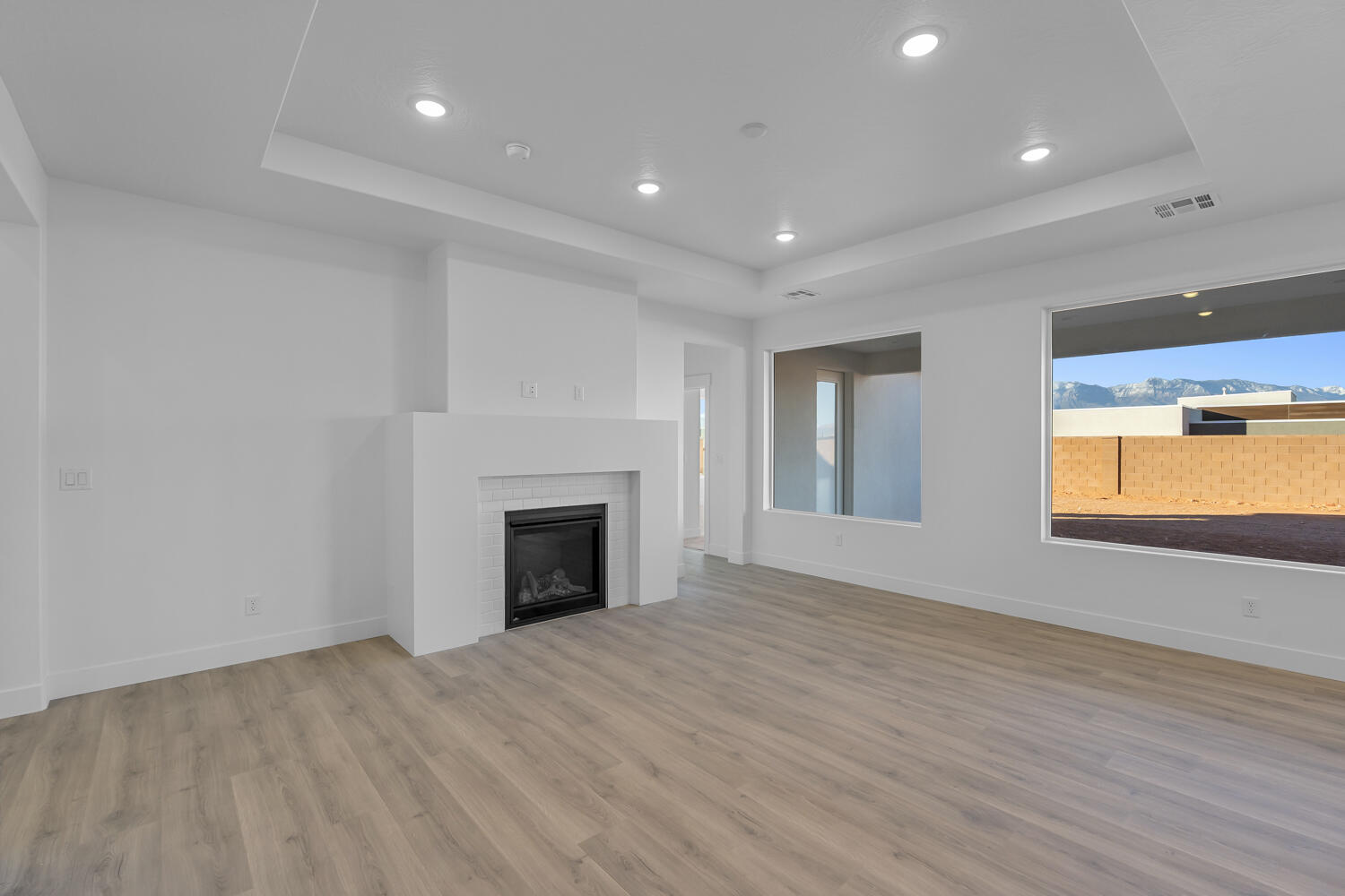 DIXIE HEIGHTS - Residential