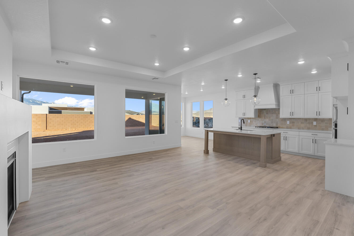 DIXIE HEIGHTS - Residential