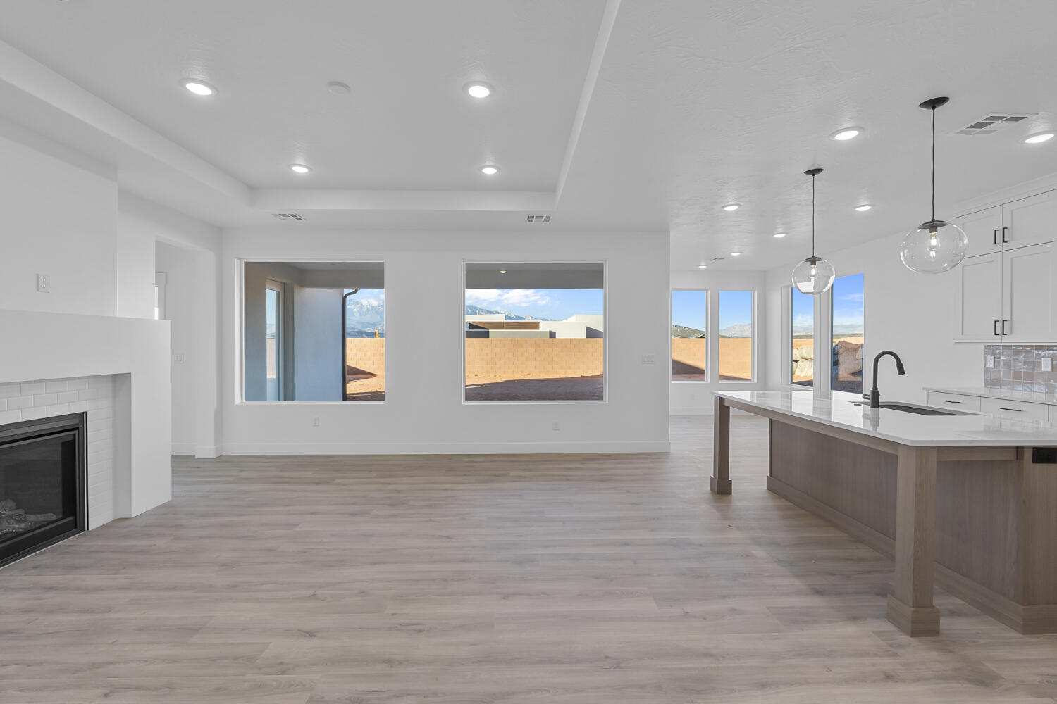 DIXIE HEIGHTS - Residential