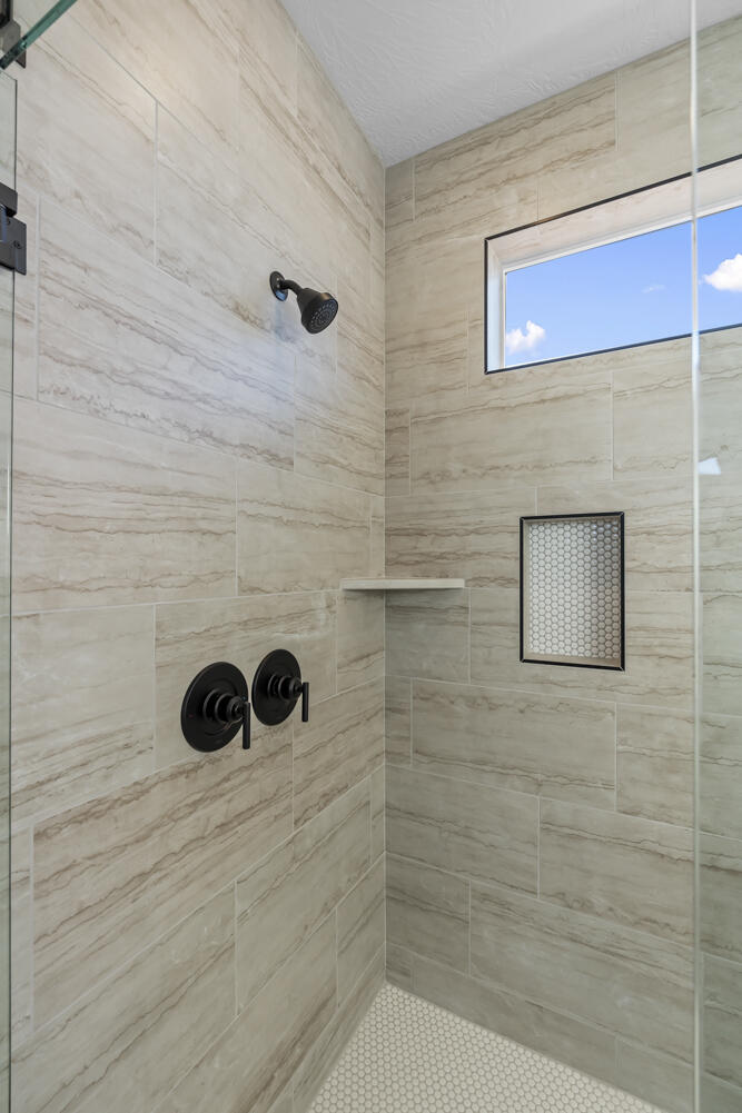 DIXIE HEIGHTS - Residential