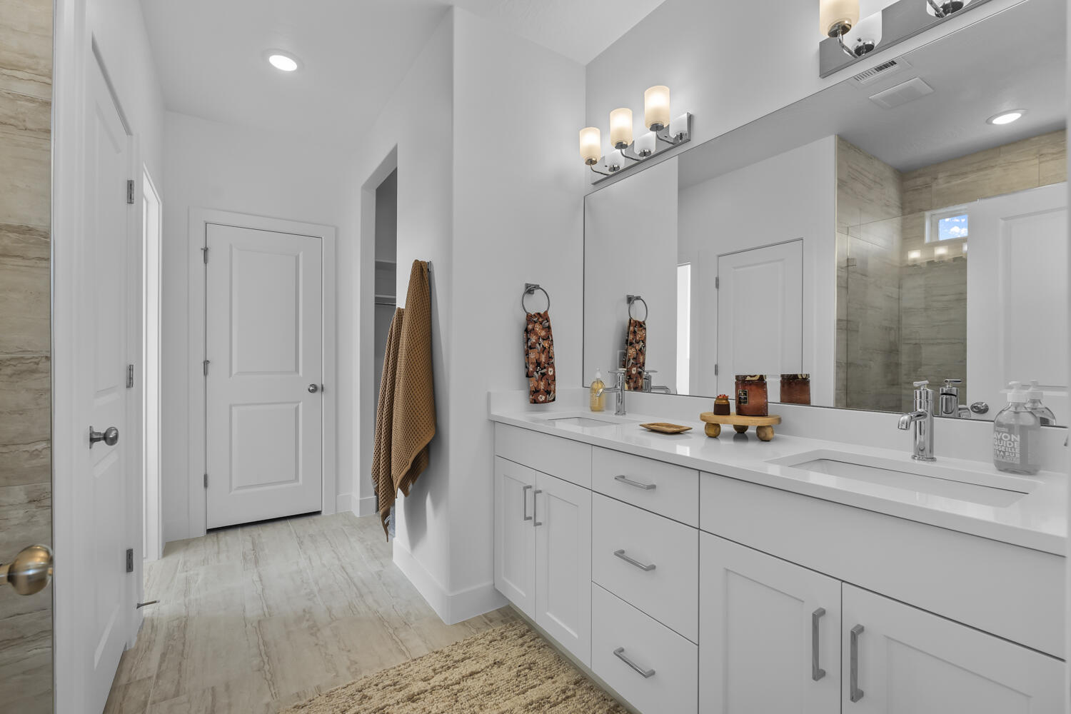 DIXIE HEIGHTS - Residential