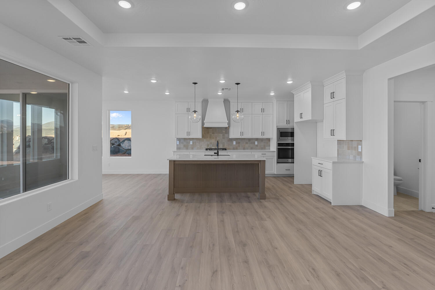 DIXIE HEIGHTS - Residential