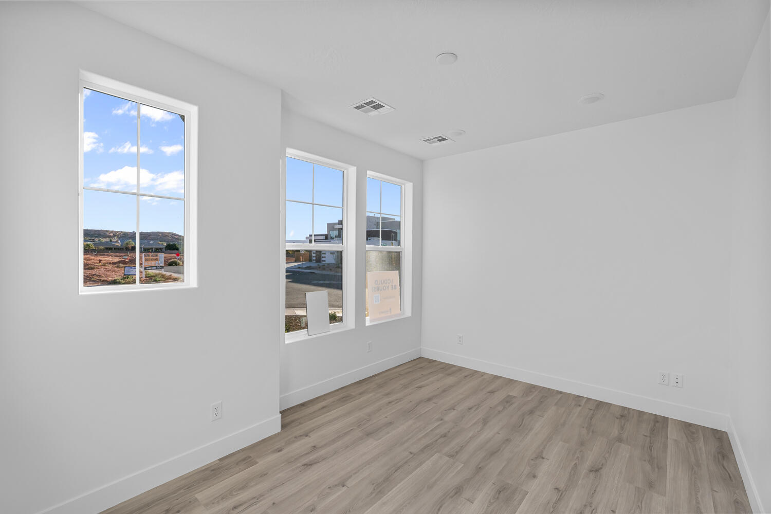 DIXIE HEIGHTS - Residential