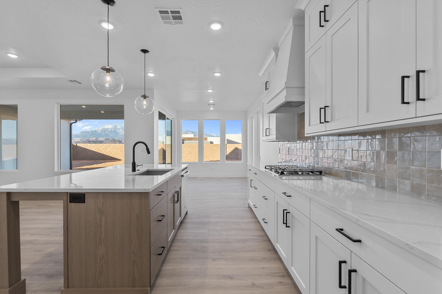 DIXIE HEIGHTS - Residential