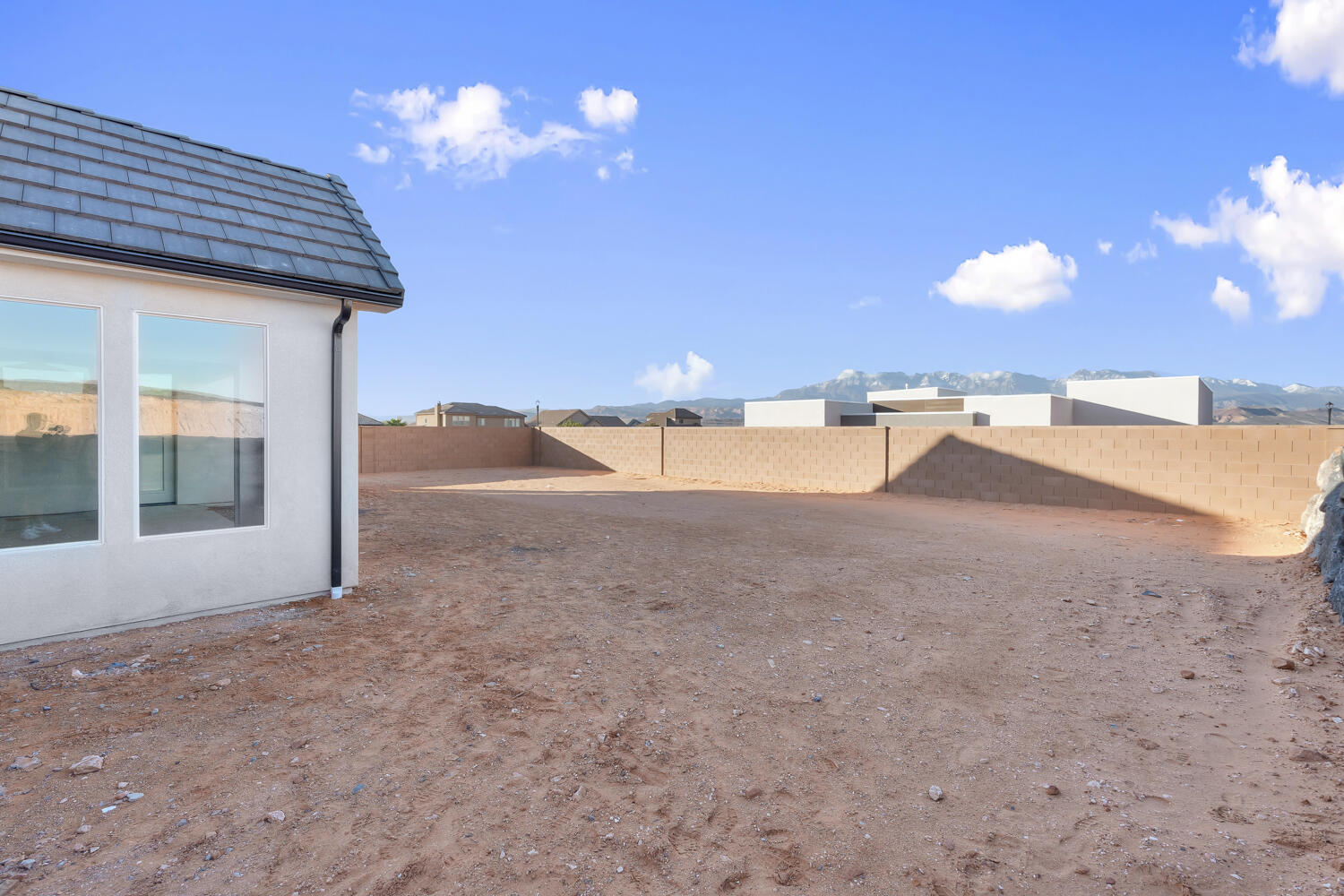 DIXIE HEIGHTS - Residential